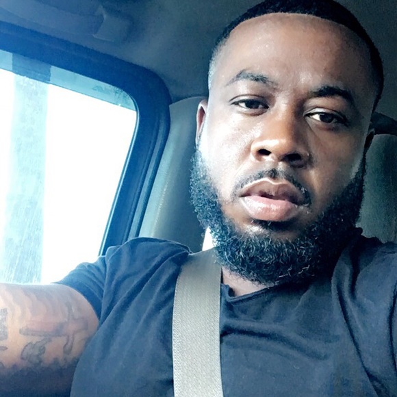 Meet your Posher, Antonio - Picture 2 of 2